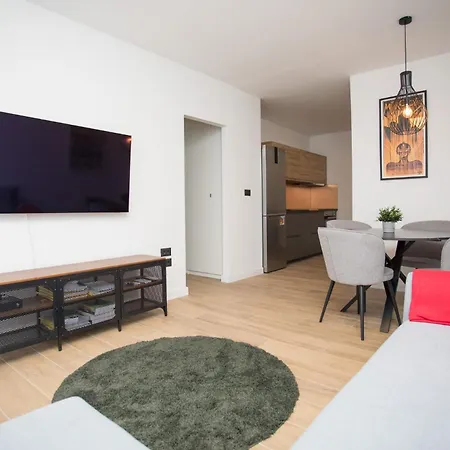 Apartamento Lumi's Perfect Place Near With Garden & Free Public Parking